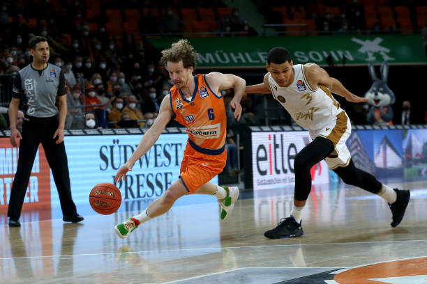 仅关乎球员 仅关乎球员